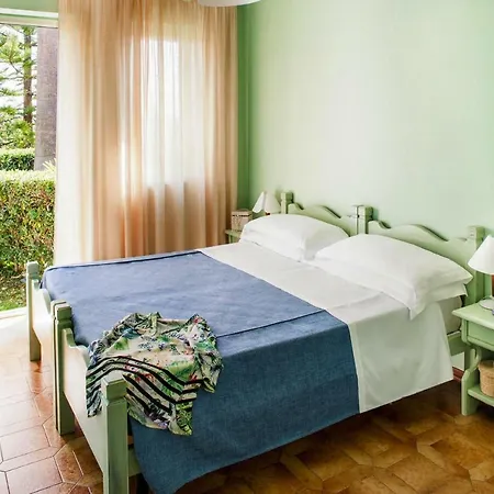 Апартаменты Il Borgo Della Rovere San Bartolomeo Al Mare Ili011004 Cye Oneglia