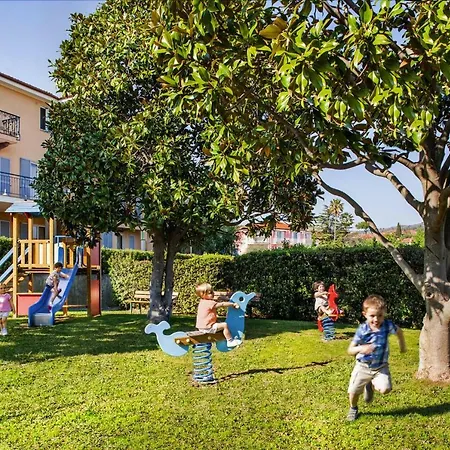 Апартаменты Il Borgo Della Rovere San Bartolomeo Al Mare Ili011004 Cye Oneglia