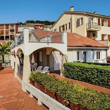 Il Borgo Della Rovere San Bartolomeo Al Mare Ili011004 Cye Апартаменты Oneglia