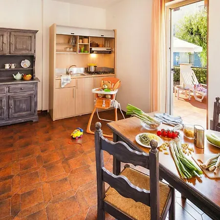 Il Borgo Della Rovere San Bartolomeo Al Mare Ili011004 Cye Апартаменты